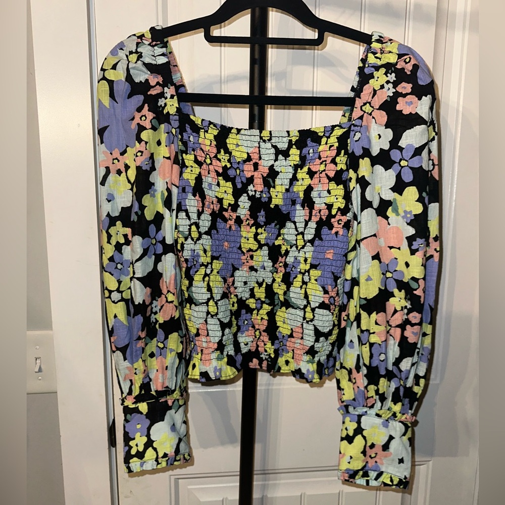 Free People Size‎ XS Oversized Floral Smocked Women's Top - Multicolor